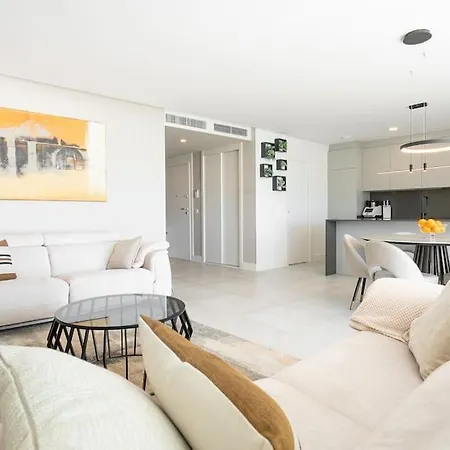 With Spectacular View In Cabopino Daire *