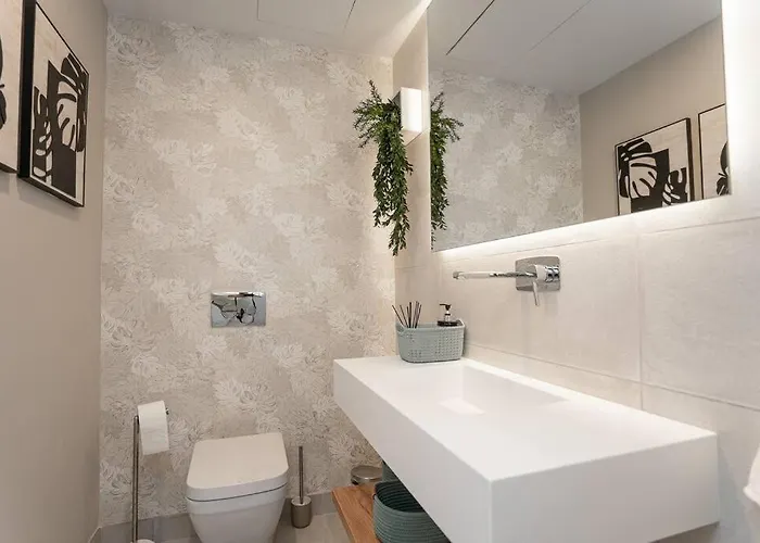 Apartament With Spectacular View In Cabopino *