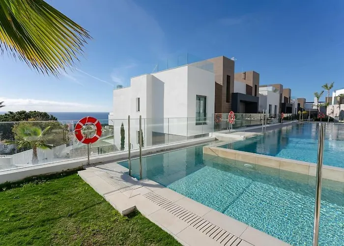 Apartamento With Spectacular View In Cabopino